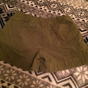 New York and company olive shorts